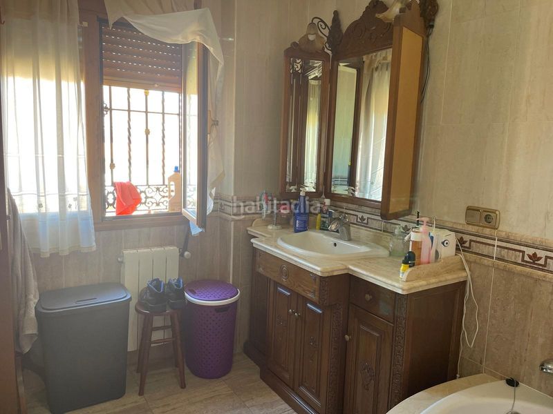 Foto d79b6401-ed56-4625-bd25-9f567cfb7191. Casa a avenida andalucía 39 a Chimeneas