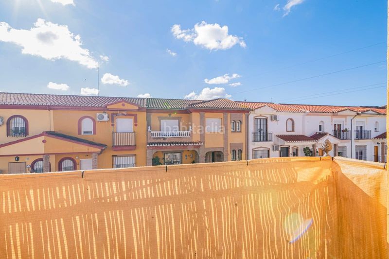 Foto 89fcdfde-3313-4513-a273-3410bcc931f4. Casa adossada amb aparcament piscina a Cúllar Vega