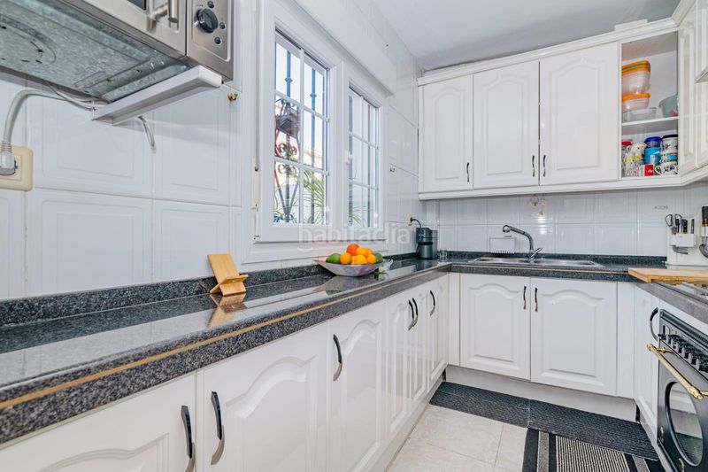 Foto c71a70e5-673d-469d-9126-5c4b98ebed4e. Casa adossada amb aparcament piscina a Cúllar Vega