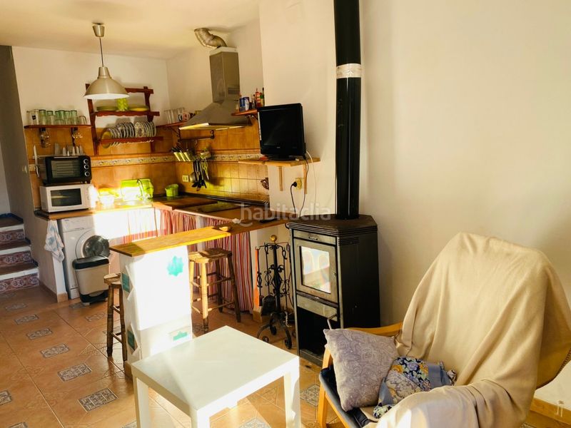 Foto cebb1b0a-4ef7-4513-be6f-46f2f7b85a3a. Casa adossada a Sorvilán