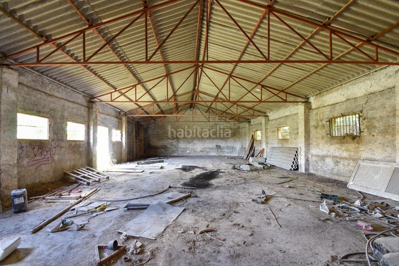 Foto 7f732f66-f0a2-4859-a0b0-3fc0ff5498e5. Nau industrial a Dúrcal