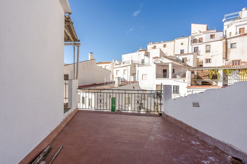 Foto 4d547349-fbe4-41ad-9961-e9af5e039f11. Casa amb aparcament a Sorvilán