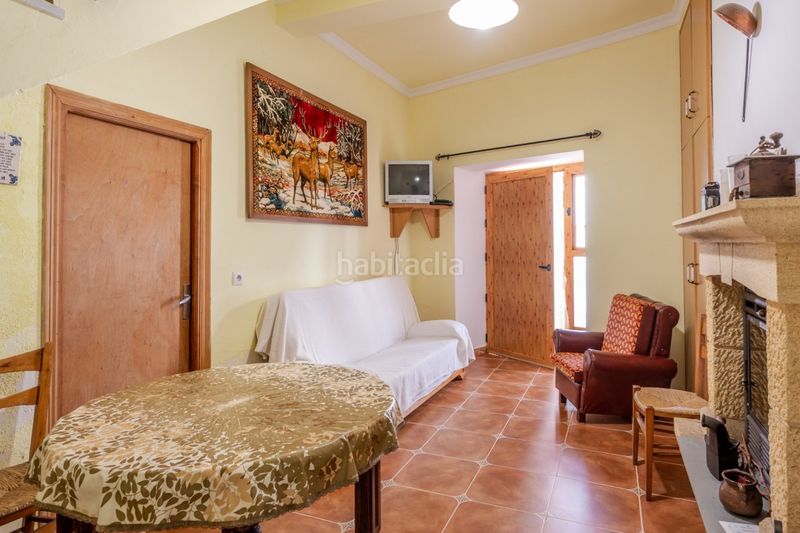 Foto 6871e2f0-1825-4dc7-9cbb-21d7082ac775. Casa amb aparcament a Sorvilán