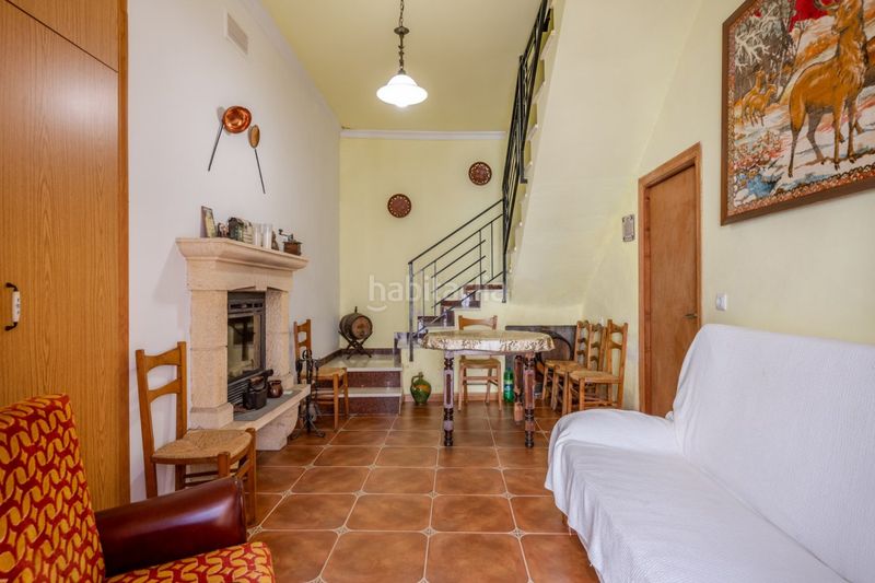 Foto 76c4b60a-6820-406b-8969-00b7c669c556. Casa amb aparcament a Sorvilán