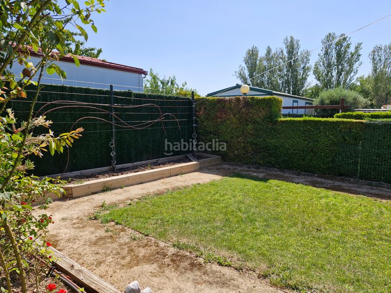 Foto b816328a-8edd-4a3a-9ba1-bb7e11b31008. Finca rústica a Fuenmayor