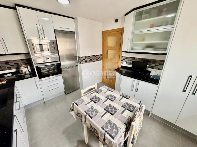 Foto 2104bec1-4072-45a0-af7a-615141fa2c56. Piso  en venta en San Antonio Ávila