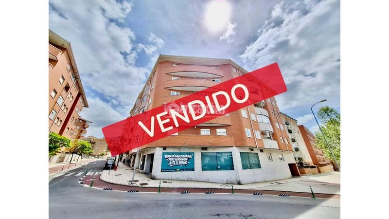 Foto d8bd470b-81b5-4447-ac15-fcddf444c51a. Pis amb calefacció aparcament piscina a Universidad Ávila