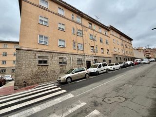 Etagenwohnung in San Antonio. Piso en venta en ávila