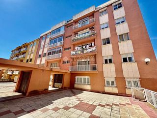 Etagenwohnung in San Antonio. Piso en venta en ávila