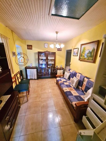Foto 1460cb25-573f-4f06-a322-44bad7b24389. Casa amb calefacció a Monforte de Lemos