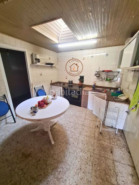 Foto e22fc861-302f-4e8f-aa6a-b97fccc2cf83. Casa adossada a Lobios