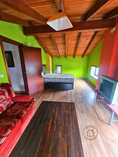 Foto 9ea1f1eb-5697-4750-bfde-85fa1be2117b. Casa a Castrelo de Miño