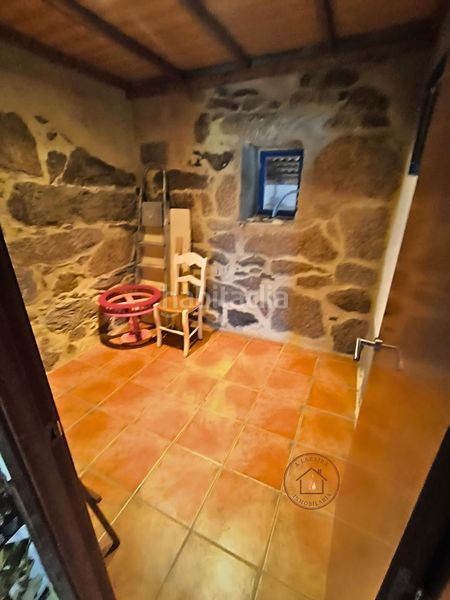 Foto e70ccf1a-ab3e-444d-9c2e-f56e267624b7. Casa a Castrelo de Miño