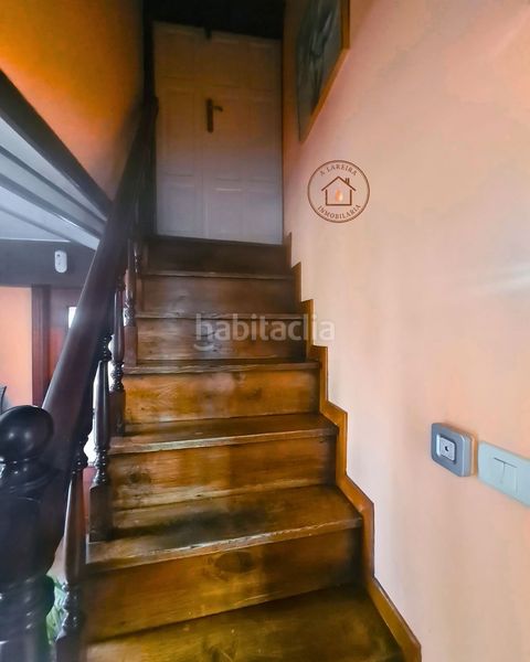 Foto 0e125e80-efce-49e8-8119-96fed63a13b5. Casa a Lalín