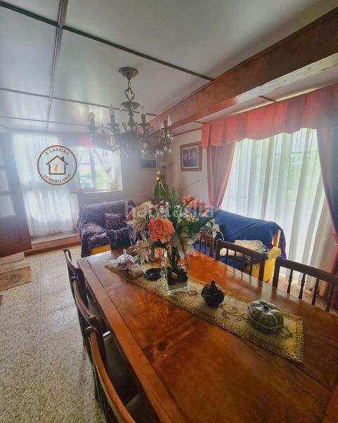 Foto f7964f04-1874-494d-8345-6b4a04373567. Casa a Lalín
