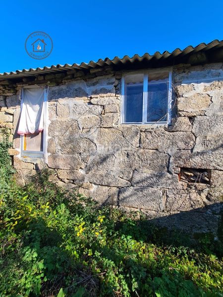 Foto ef6e302d-aa8d-4dfd-bedd-e08587da0f74. Masia a Piñor