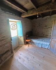 Masia a Lalín. Casa tradicional para reformar con 490 m construidos y más de 1.