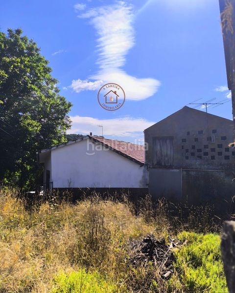 Foto d48905fb-1f8e-41de-b7e2-f2717b0dad38. Casale con parcheggio in Lalín