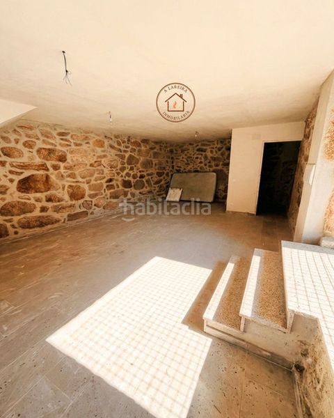 Foto ade3c783-c3ba-4f5e-b98a-81d017b1562e. Casa in Lobios