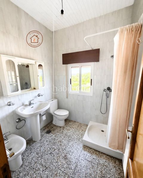 Foto a5a9dac7-ce23-4231-89d8-a78773da2629. Casa amb aparcament a Taboadela
