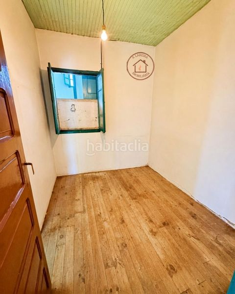 Foto bac6afb7-528d-4f10-b1d6-a3b761761542. Casa amb aparcament a Taboadela