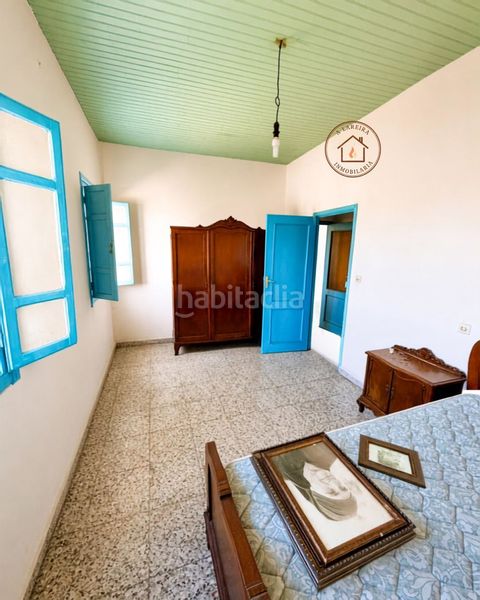 Foto f2596769-9051-42c8-b042-2b0ccc7fb958. Casa amb aparcament a Taboadela