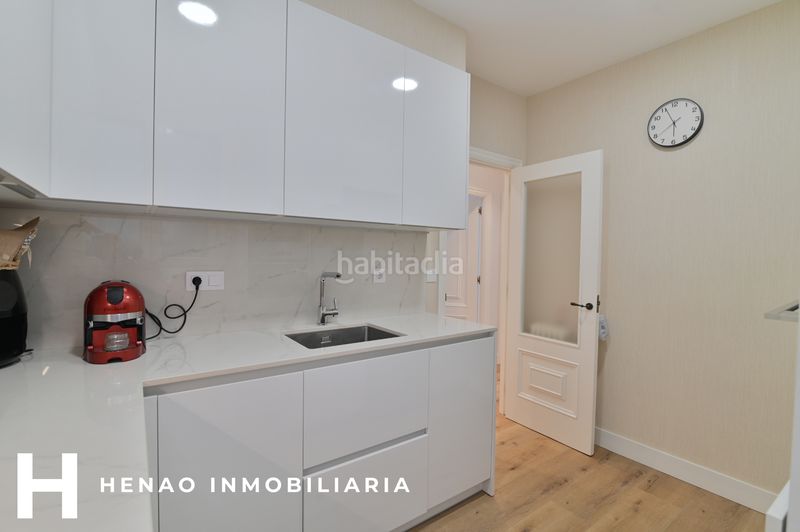 Foto 13f1fc52-3e83-44ad-a862-4a7ad08189e2. Flat with heating in Sabino Arana-Jesuitas Bilbao