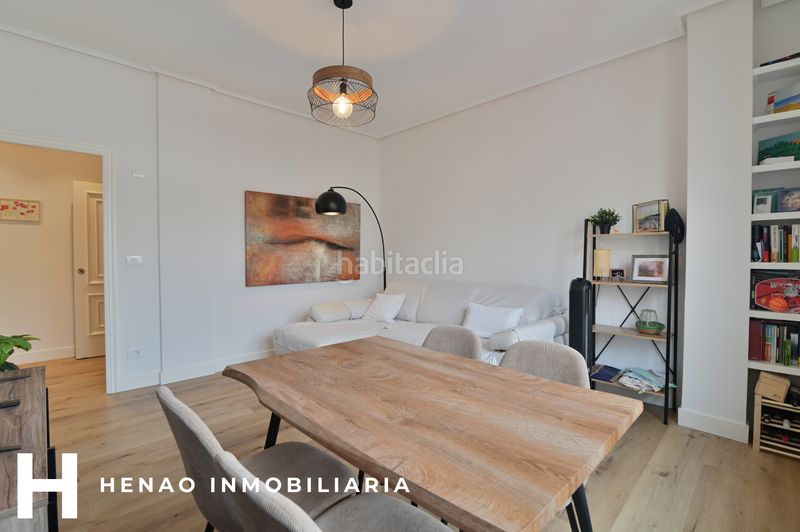 Foto 49ba5e8e-4e6b-4cea-86bf-c19a2b4f2d3a. Flat with heating in Sabino Arana-Jesuitas Bilbao
