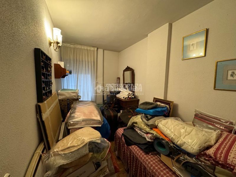 Foto 53621b24-e794-4977-9091-8d602fa07821. Piso  en venta en Niño Jesús Madrid