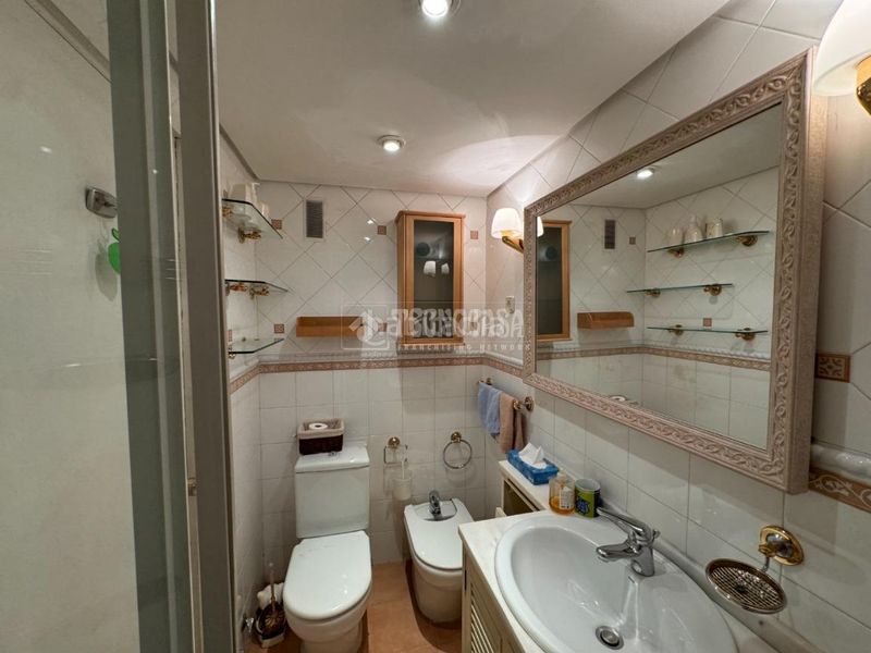 Foto f26c6798-2f3b-45bd-a465-a1832089bf18. Piso  en venta en Niño Jesús Madrid