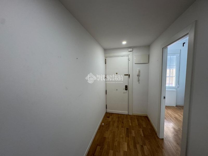 Foto 56980df5-0b1d-4711-be47-1150ea236235. Rent flat with heating in Ibiza Madrid