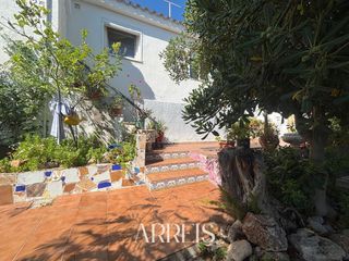 Haus in Las Atalayas-Urmi-Cerro Mar. Chalet en venta en urbanización la carabela, peñíscola