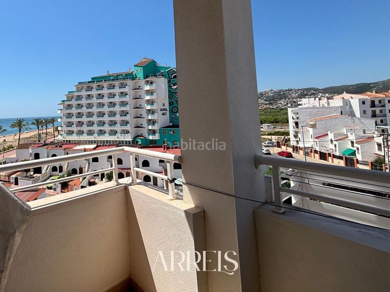 Foto f9396f2a-57a4-4d9b-bb93-96ff61143190. Etagenwohnung mit pool in Playa Norte Peñíscola