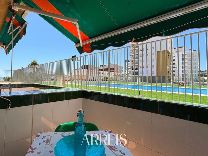 Foto bc5cf7fb-8b14-4bbe-80d9-c702b83bcf21. Pis amb piscina a Playa Norte Peñíscola