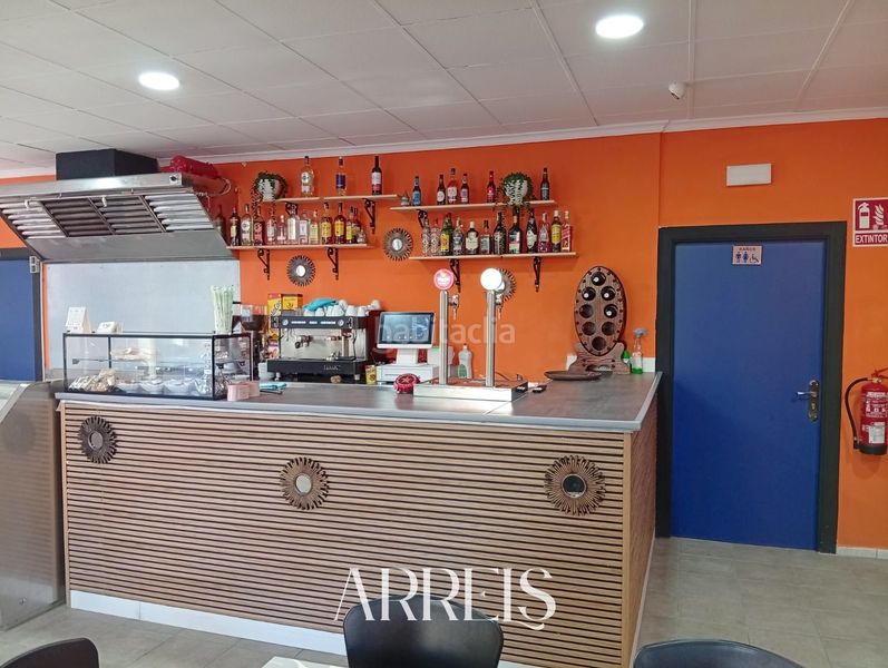 Foto e9fb81b7-6194-49c6-8822-e0ce6c293758. Traspàs local comercial a Puerto Benicarló