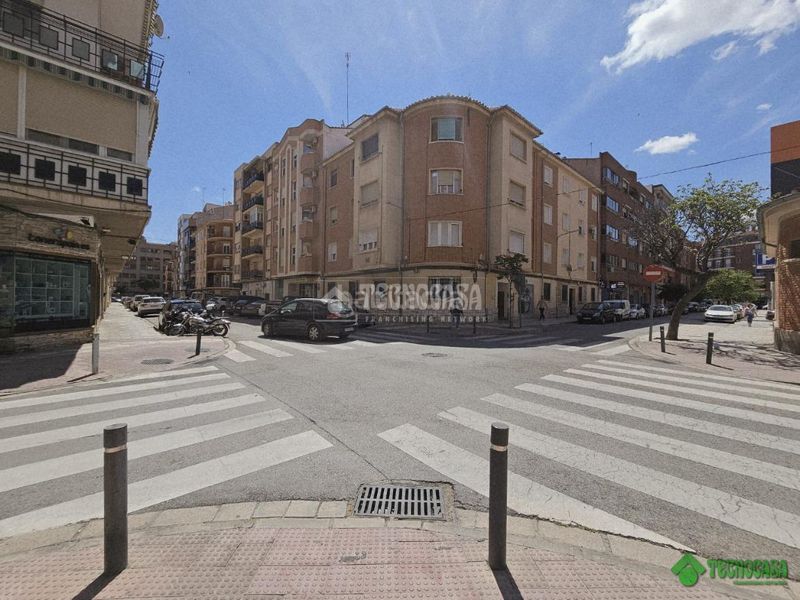 Foto 177c315b-b5ca-4d51-a8b2-b7f8551402fe. Aparcament cotxe a Fátima Albacete