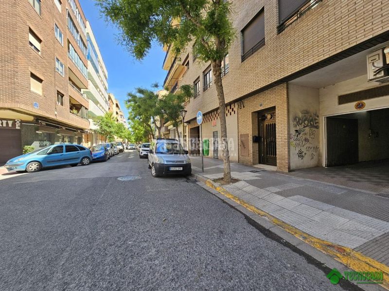 Foto 9a8adf54-1aab-4d74-a083-361e8d13f9bd. Aparcament cotxe a Fátima Albacete