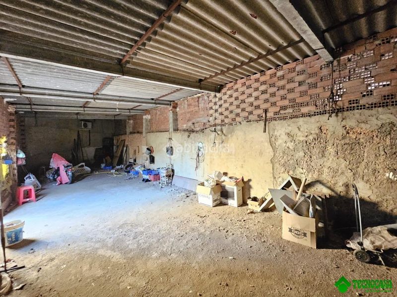 Foto 7a03ba05-b6b0-464f-a2aa-b292491581de. Casa aparellada a Balazote