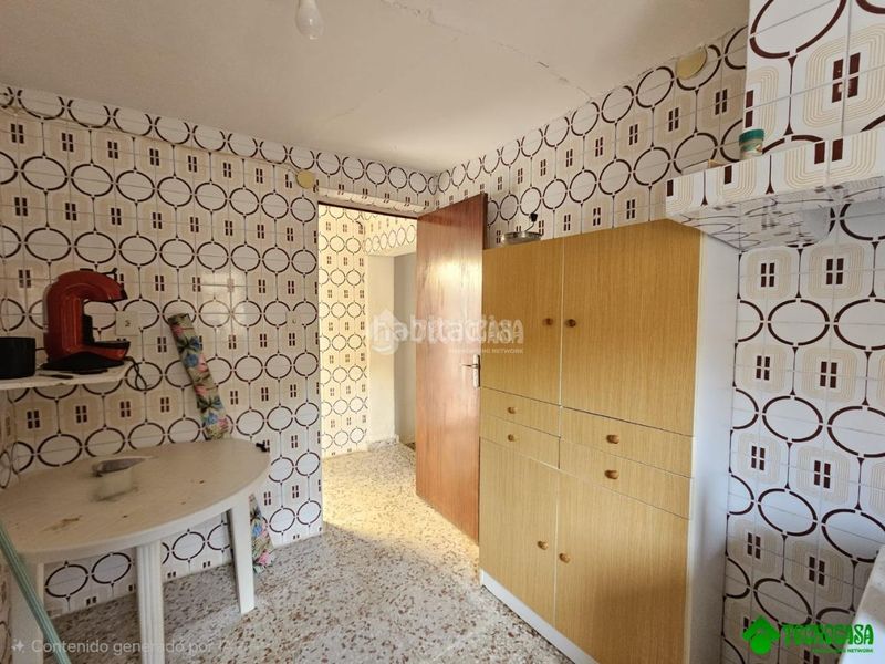 Foto f2183f5e-fc5f-42fc-a2a5-7c088fa1b04b. Casa aparellada a Balazote