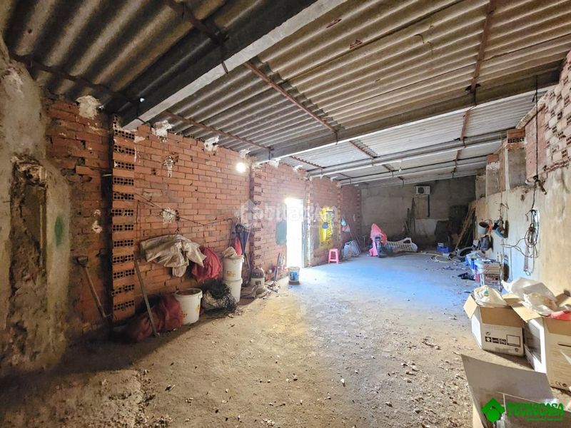 Foto fb961caa-b542-4834-a566-2884442d48a6. Casa aparellada a Balazote