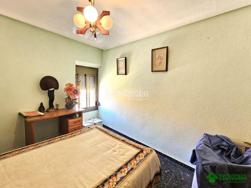 Foto 7778afd7-8008-4d0e-b9b8-6b52bfad3563. Casa aparellada a Balazote