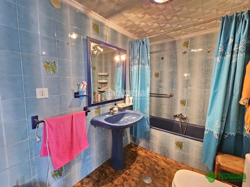 Foto da1db104-28f2-41eb-8760-f6001e588780. Casa aparellada a Balazote