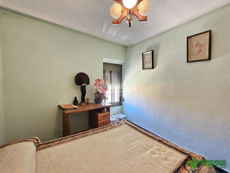 Foto f48ebc6f-f3a2-4683-9b3e-b019925c56b9. Casa aparellada a Balazote