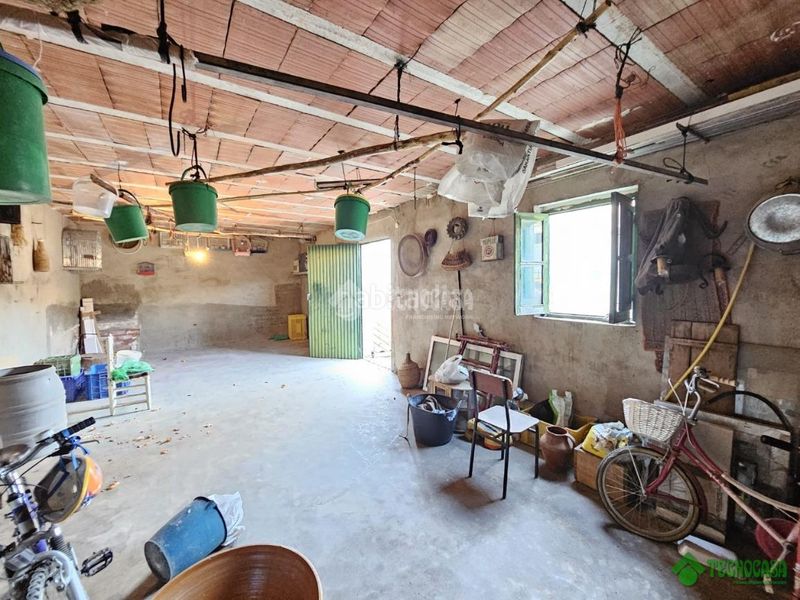 Foto 1d3d7f24-d606-4a05-9b54-a30324ac0377. Casa aparellada a Balazote