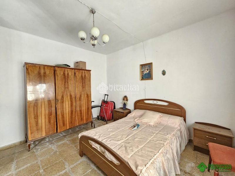 Foto 58f8ef09-50d0-431c-a1ce-a96ee791b311. Casa aparellada a Balazote