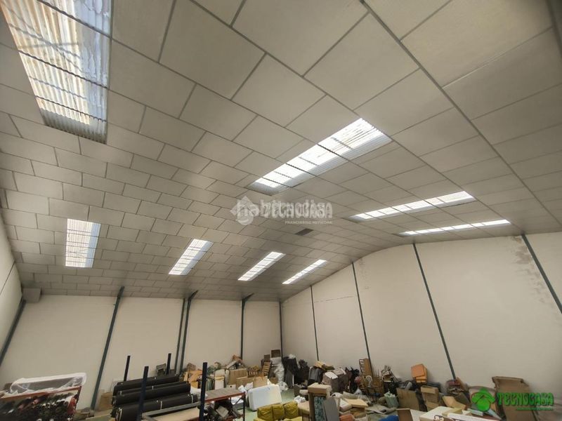 Foto a6cc0d2d-6fb3-4567-bdb1-28d4851fce8f. Rent business premise in Pedanías - Extrarradio Albacete