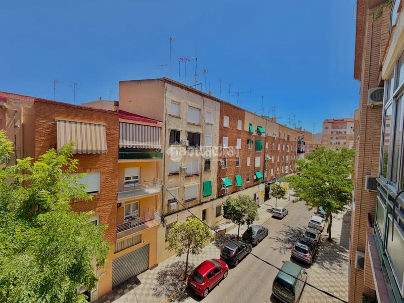 Foto a5a8f31b-8f6a-4955-8890-365d6172e4f3. Pis a El Pilar Albacete