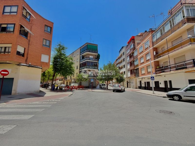 Foto f27c8b84-4c1b-4070-8f52-d1c3be9cd143. Pis a El Pilar Albacete