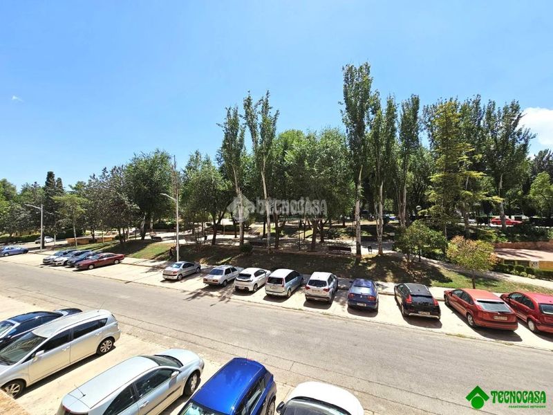 Foto cbc9f006-f4eb-4b67-b7b0-3adc9b4f1d76. Pis amb calefacció aparcament a Estación Albacete