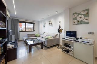 Appartement  Carrer begonia. Piso reformado zona ocimax